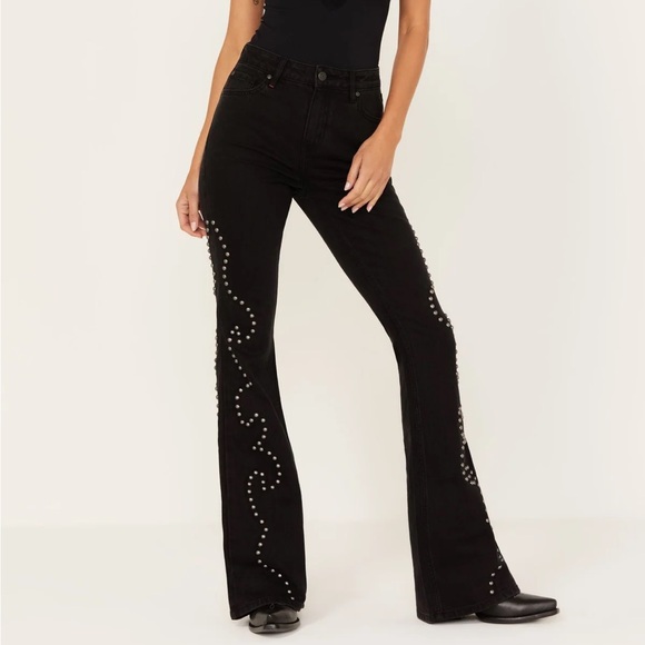 IDYLLWIND ALAMEDA HIGH RISIN STUDDED STRETCH FLARE JEANS - Picture 1 of 7